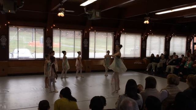 Secondary/Tertiary Ballet-Christmas Cannon смотреть онлайн