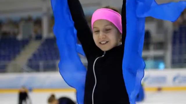 5 лет отделению фигруного катания смотреть онлайн