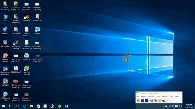 Windows 10 tips and tricks How to align desktop icons where you want them and stop auto align featu смотреть онлайн