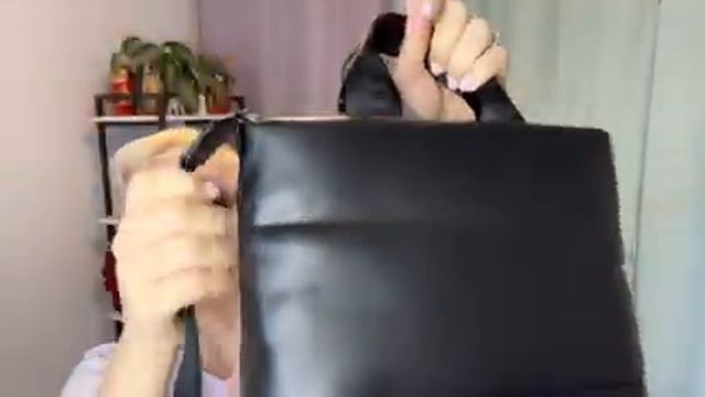 Y1030 Сумочный развал. 3 Часть. смотреть онлайн