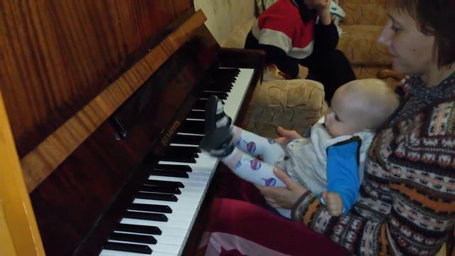 Виртуозная игра на пианино