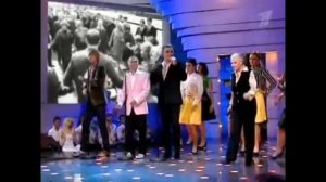 Стоят девчонки (LÀ CÁC CÔ GÁI) Мария Пахоменко и Иванушки International  (Subtitles)