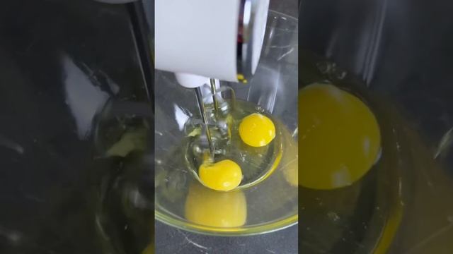 Кекс брауни из 2 ингредиентов смотреть онлайн
