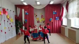 Патриотический танец «Казаки»подготовительной группы детского сада
