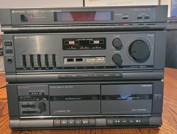 Hitachi HRD-MD05 VINTAGE DUAL-CASSETTE AM-FM RECORDER W-EQ EXC COND-ЯПОНИЯ-1982 ГОД