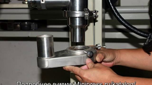 ?Полуавтомат розлива жидкостей в бочки и канистры нефтепродуктов DF-03 Minipress.ru смотреть онлайн