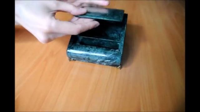 Автоматическая сигаретница из мрамора. смотреть онлайн