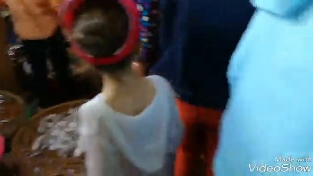 Вьетнамский рынок, кафедральный собор, вьетнамская школа. смотреть онлайн