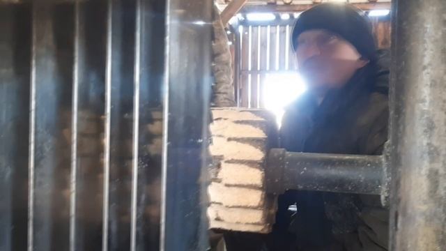 Уставшая Советская пилорама Ремонт рамы часть 1 смотреть онлайн