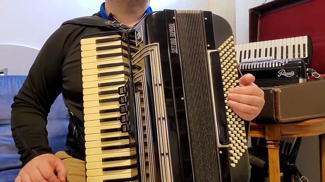 Perfect Italian Settimio soprani Accordion for sale - LMM смотреть онлайн