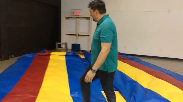 Moon bounce instructional video /Ronny&Colson смотреть онлайн
