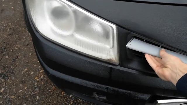 Замена лампы противотуманки рено меган 2 (how to replace fog lamp Renault megane 2) смотреть онлайн