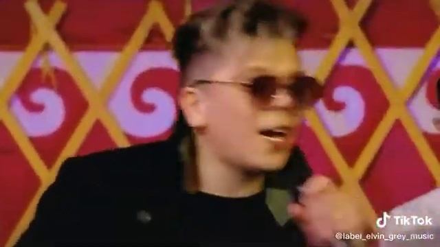 Элвин Грей(тик ток(напиши на своём родном языке ,,я тебя люблю"??❤)) смотреть онлайн