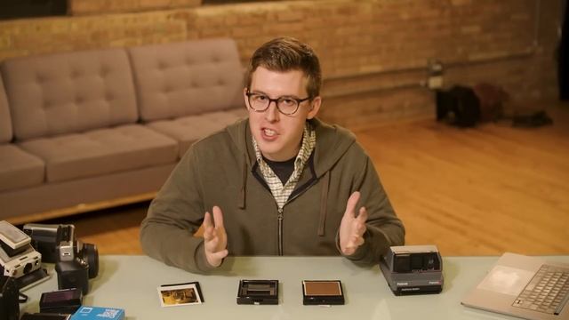 What to do when you have a dead battery in a Polaroid film cartridge смотреть онлайн