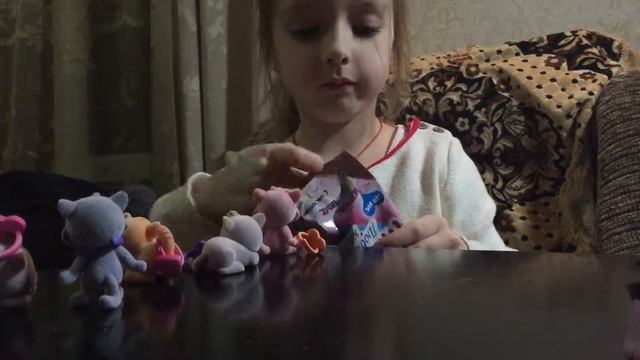 Первое видео на канале Настя тиви открываем маджики!!!!!!! смотреть онлайн