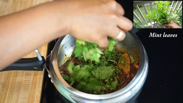 Mutton Biryani in Tamil ( In Pressure Cooker ) / மட்டன் பிரியாணி смотреть онлайн
