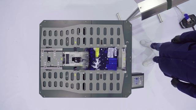 Thermotron FX25S Automatic folding, stacking and bagging machine for garments. смотреть онлайн