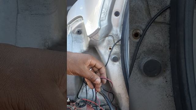 Montage Camera de recule Auto radio 2din Suzuki Swift 2005 partie 2 смотреть онлайн