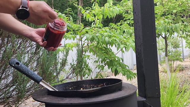 НАСТОЯЩАЯ КАБАЧКОВАЯ ИКРА (на костре) смотреть онлайн