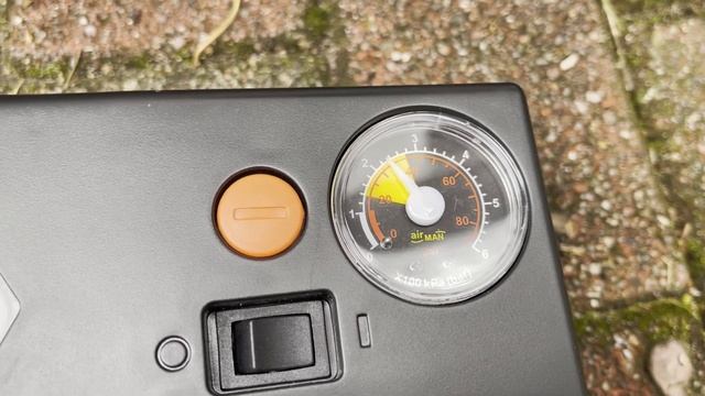Spare Geld an der Tankstelle: Autoreifen selbst mit 12V-Kompressor aufpumpen! ?? #geldsparen смотреть онлайн