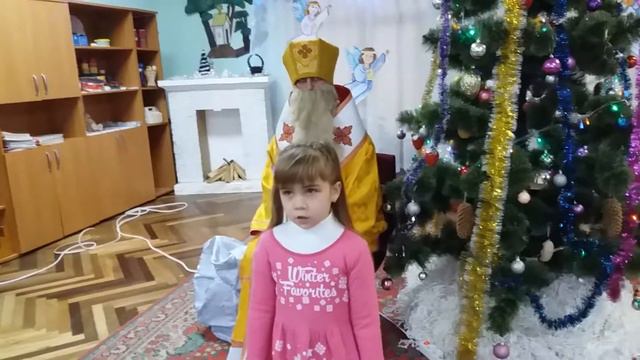 ДНЗ " Сонечко" м. Бібрка. Свято Миколая 2000 р. (група "Зайченята") смотреть онлайн