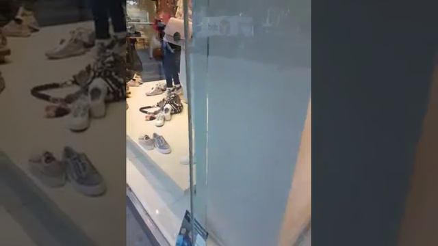 ШОПИНГ В ДЮССЕЛЬДОРФЕ смотреть онлайн