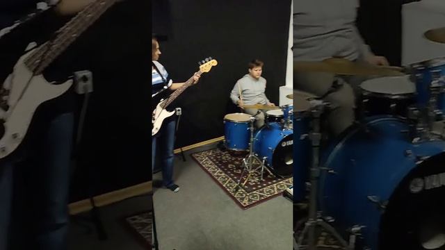 (с репетиции ) Oasis - Don't look back in anger - cover смотреть онлайн