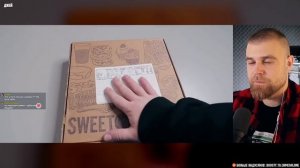 Сладенький НИКИТКА Весь день СЖИРАЕТ кучу тортов на 30 ТЫСЯЧ рублей от ЧИЗКЕЙК РУ