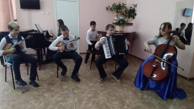 И. Фролов  ( Шутка-сувенир)