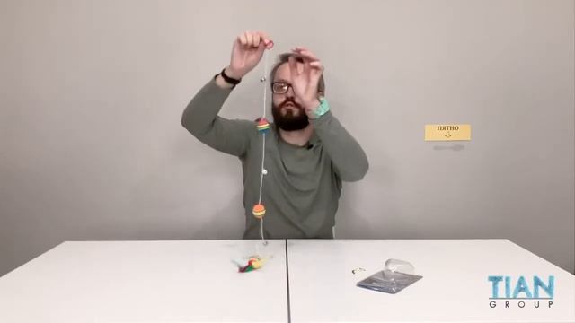 Игрушка "TRIXIE" для кошки "Радужные шарики", на веревке смотреть онлайн