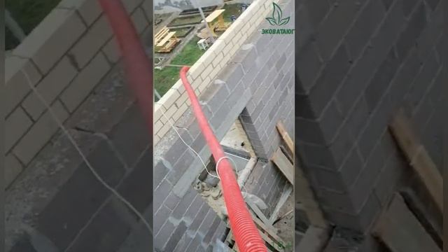 Утепление колодцевой кладки Эковатой смотреть онлайн