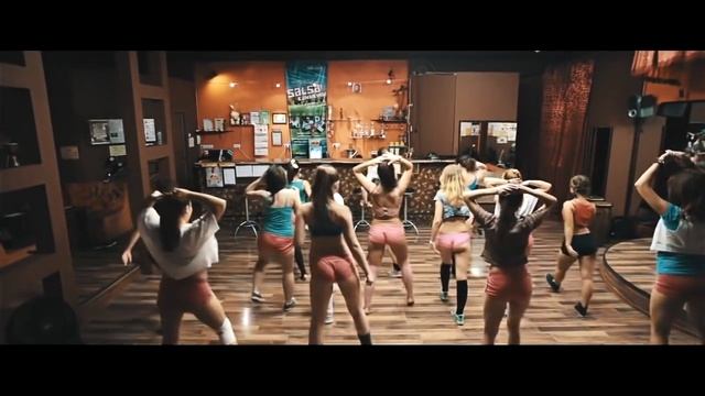 REGGAETON|TWERK|ZEFIR|TOMSK смотреть онлайн