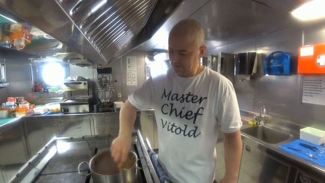 Камбуз. Кислые щи