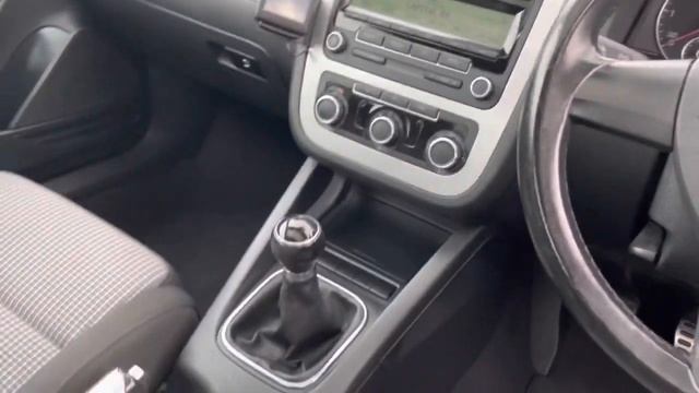 Volkswagen Eos 2.0 TDI CR Sport Cabriolet 2dr смотреть онлайн