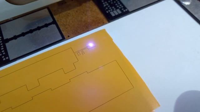 Laser cut Oracal for pcb plate :) смотреть онлайн
