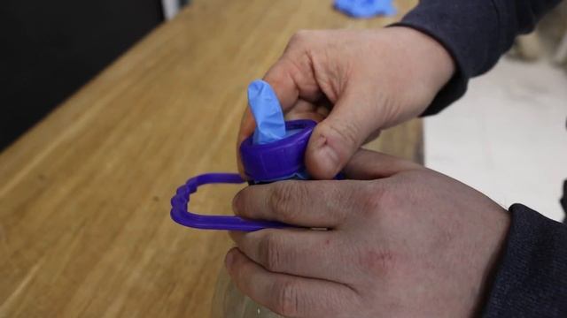 Советы и Лайфхаки с Резиновой Перчаткой о которых Вы могли не Знать смотреть онлайн