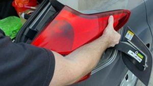 ЛАМПА СТОП  СИГНАЛА - ЗАМЕНА ФОРД ФОКУС 3