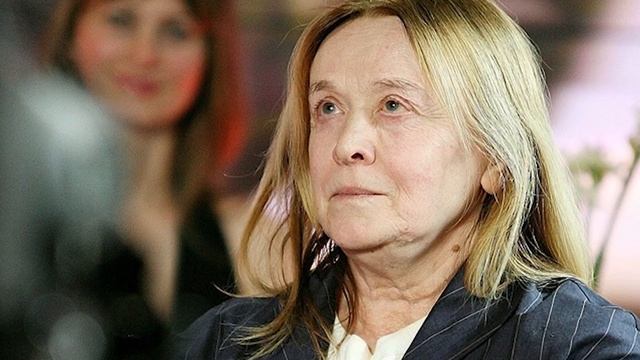 Когда-то она была красивой: Бывшая сиделка обнародовала в Сети снимки больной Тереховой смотреть онлайн