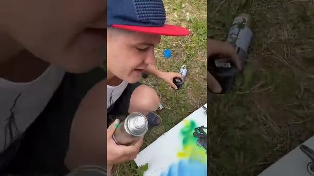 Необычное граффити на автомобиле своими руками легко! Чтобы удивить друзей! #shorts смотреть онлайн
