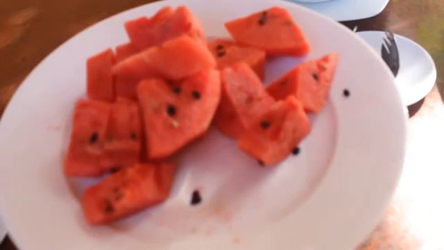 Завтрак в отеле Свисс Вилидж