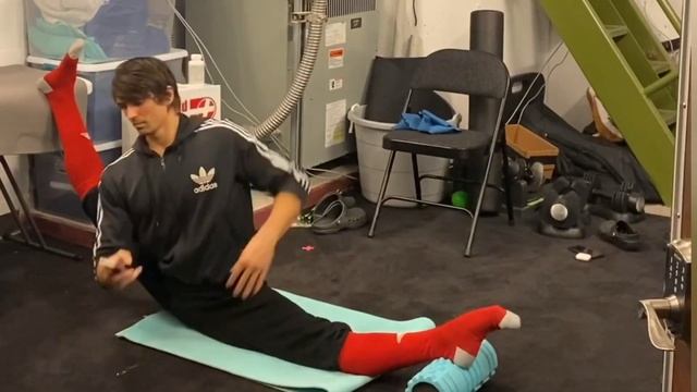 Unreal Stretching/Flexibility/Yoga.Pavel Stankevych’ s warmup.Как правильно растягивать шпагат смотреть онлайн