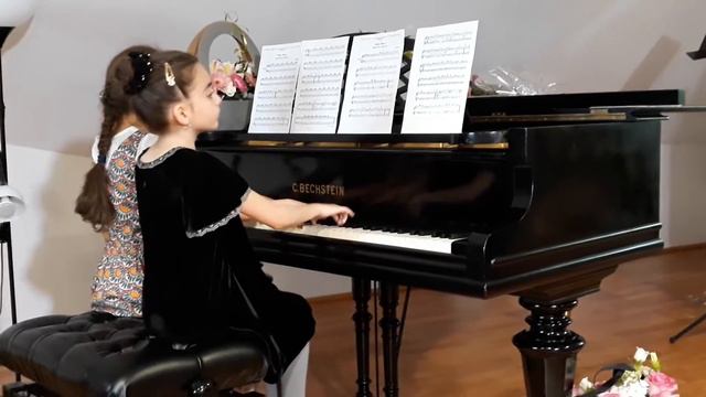 Pesther waltzer. Joseph Lanner ( piano four hands) смотреть онлайн
