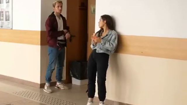 История о том, как 2 минуты помощи изменили вектор всего дня, а то и жизни ❤️Не спешите отчаиваться смотреть онлайн