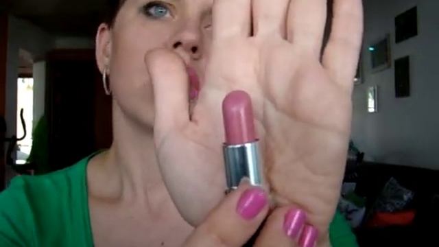 Мой косметический арсенал для губ AVON смотреть онлайн