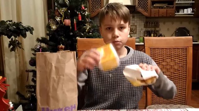 Тест сравнение#4 Наггетсы из макдака и Бургер кинга смотреть онлайн