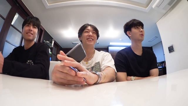 iKON-ON : LIAR GAME смотреть онлайн