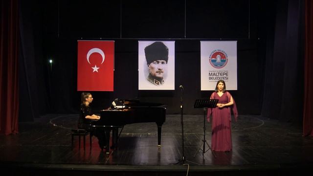 Cemal Reşit Rey - Bugün Ayın Ondördü смотреть онлайн