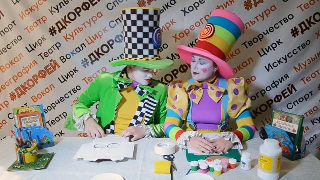 НОЧЬ ИСКУССТВ! МАСТЕР-КЛАСС ПО РИСОВАНИЮ ПО ТКАНИ смотреть онлайн