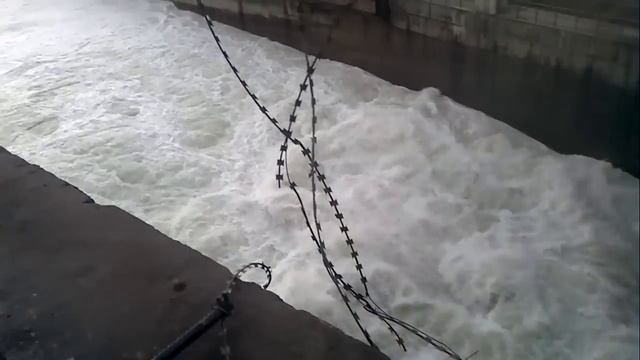 Сброс воды краснодарское водохранилище смотреть онлайн