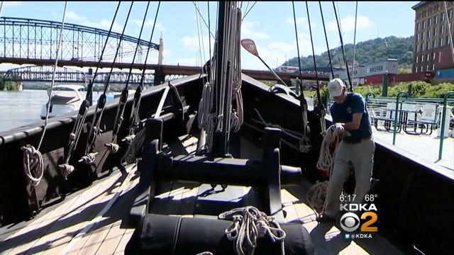Ship Replicas Moor In Pittsburgh For Columbus Day History Lesson смотреть онлайн